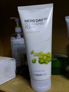 深度测评 | 菲诗小铺绿豆洗面奶 清爽清洁，但适合所有肤质吗？